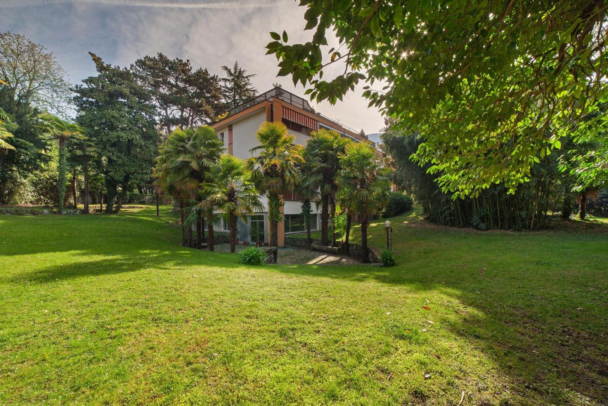 Modern Park Apartment Meran